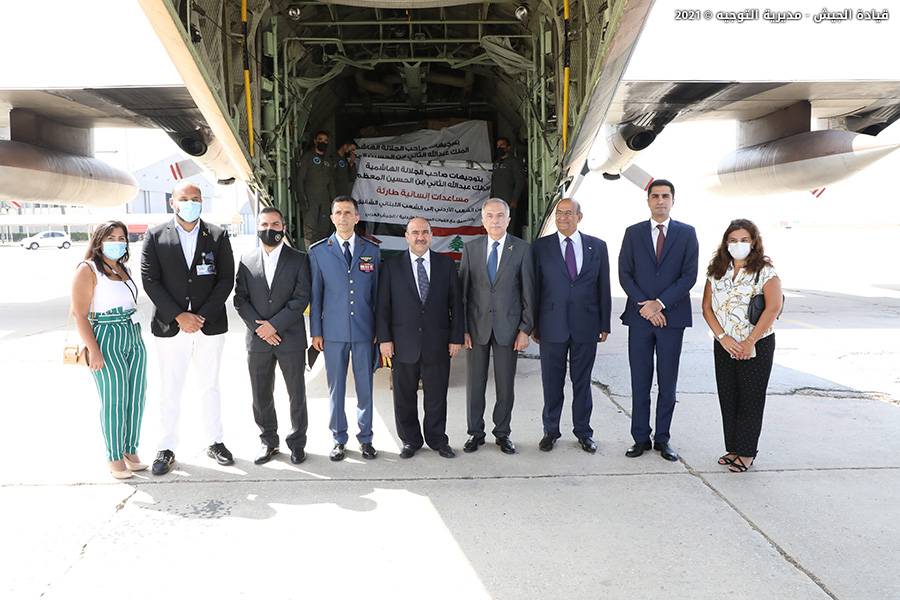 الجيش اللبناني يتسلّم مواداً طبية مقدّمة من المملكة الأردنية
