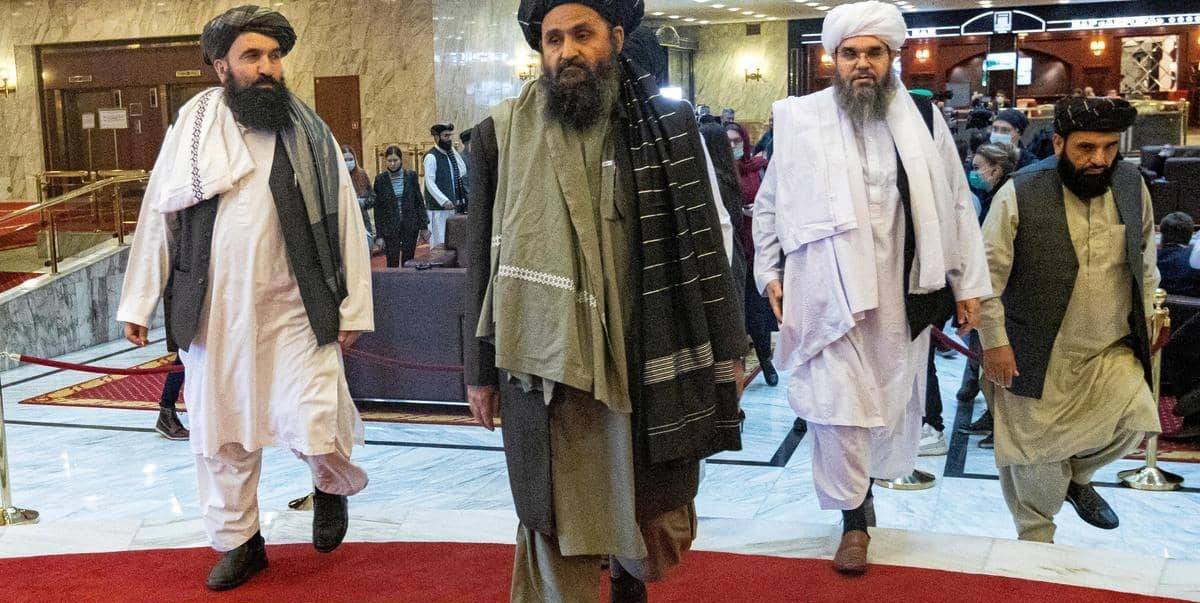 مدير الـ"CIA" التقى زعيم "طالبان".. ماذا دار بينهما؟