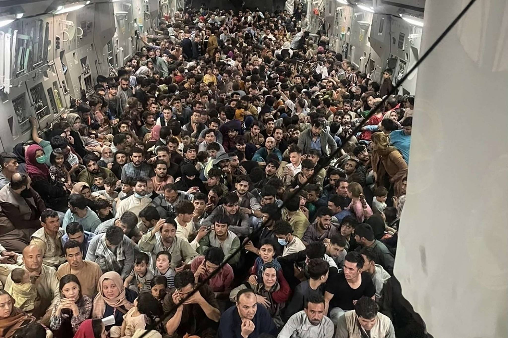 الولايات المتحدة تعلن إجلاء 58 ألف شخص من أفغانستان
