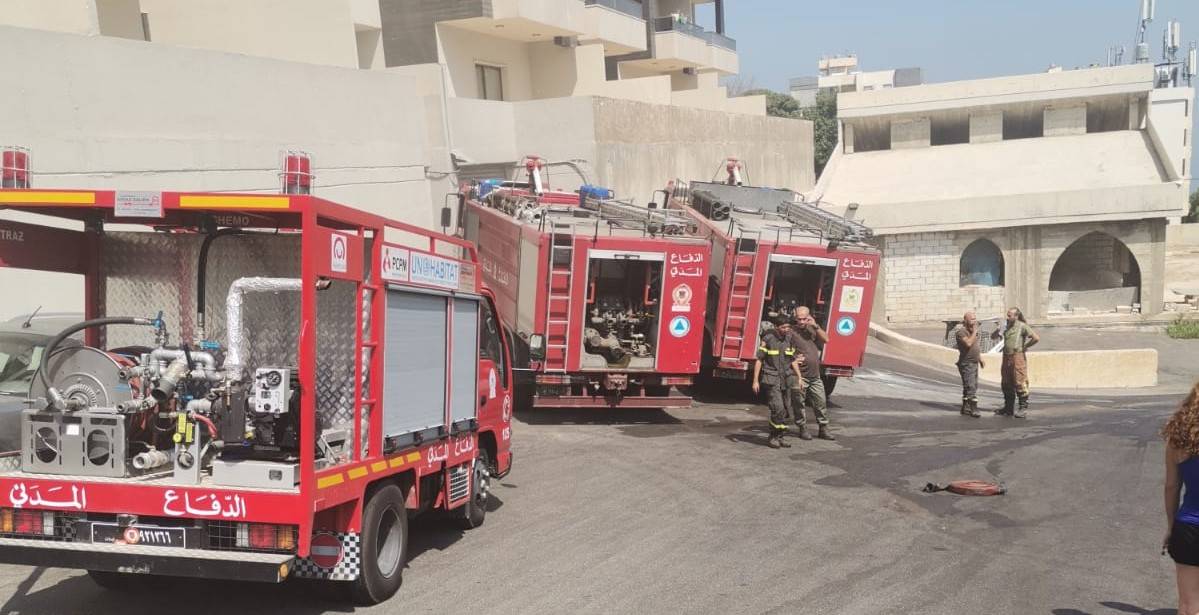 إهماد حريق داخل غرفة كهرباء في الفنار