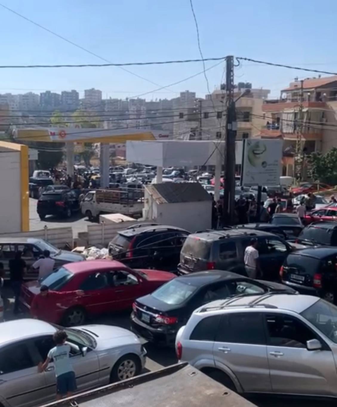 جرحى جراء إشكال أمام محطة للمحروقات في تول النبطية