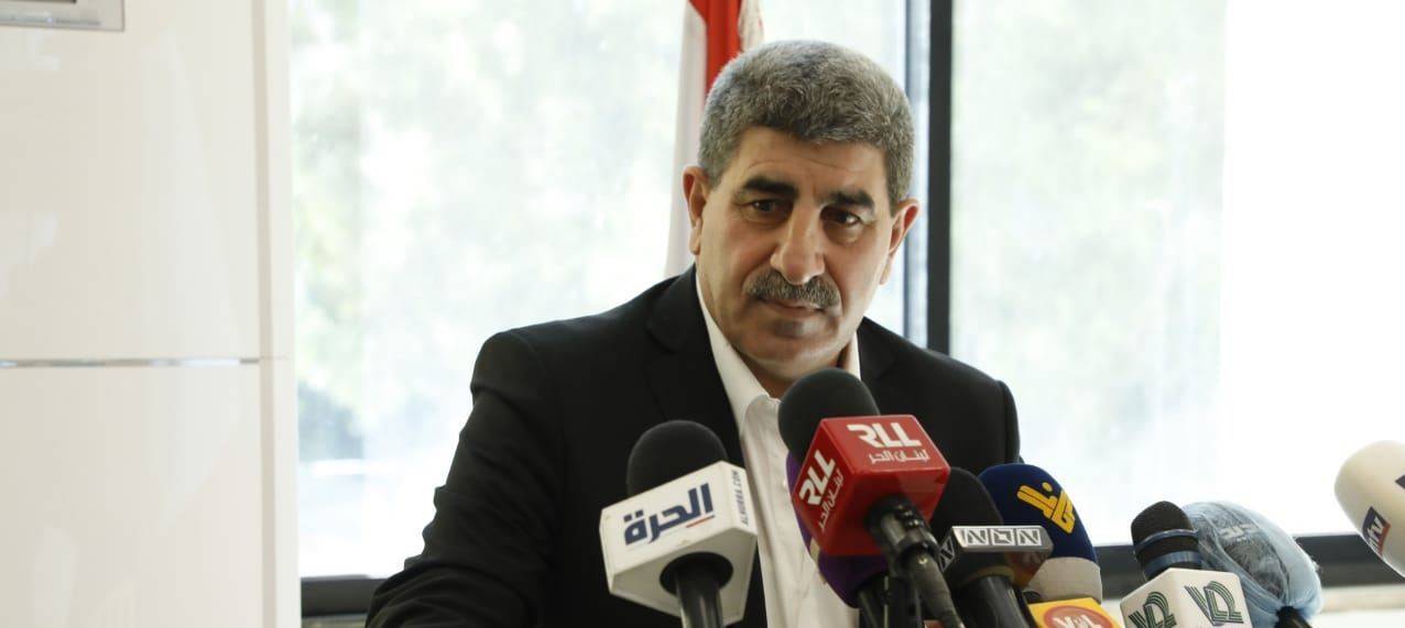 طليس: خيارنا الذهاب الى تعرفة لتحصين السائق