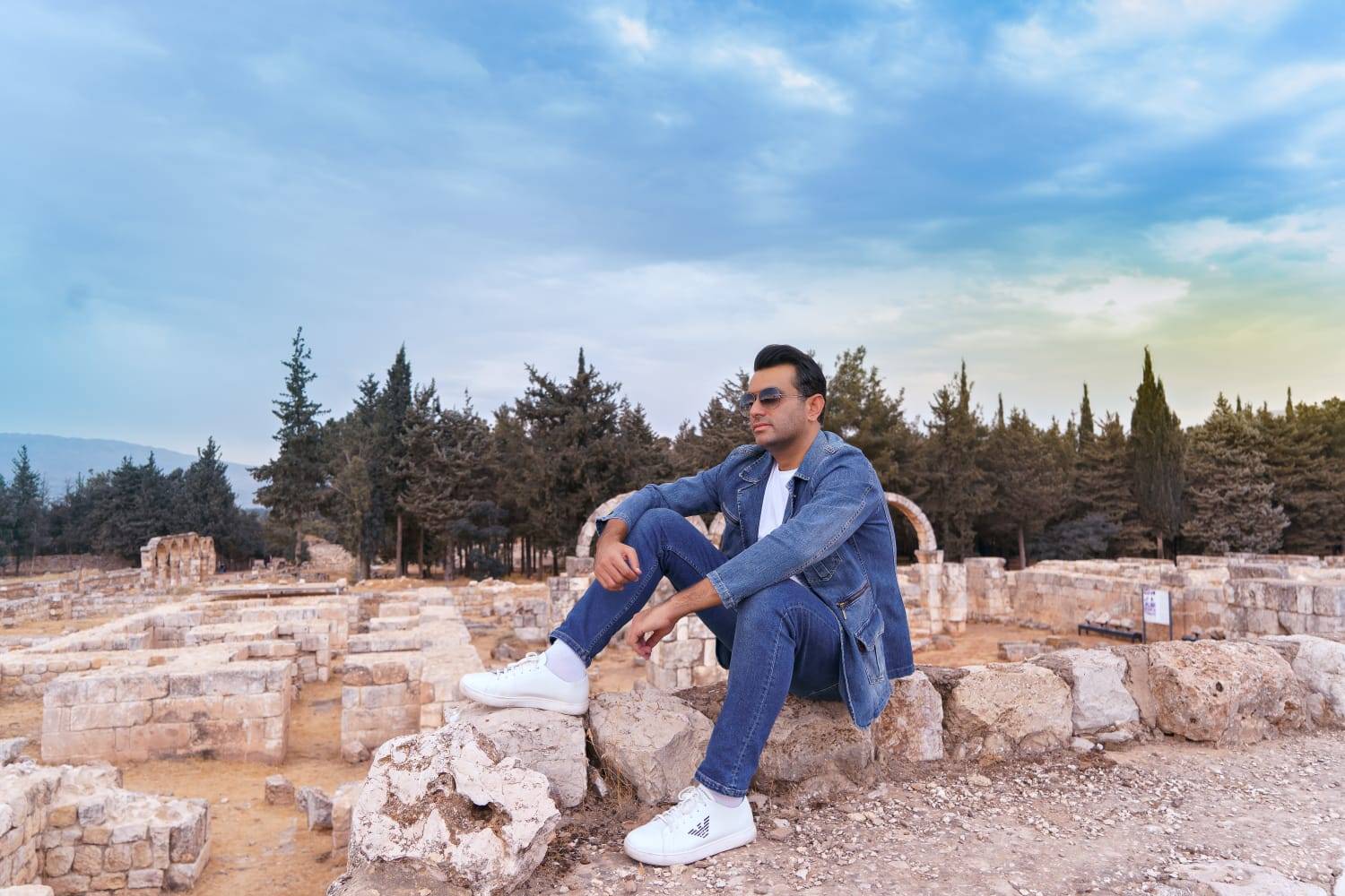 المؤلف الموسيقي مصطفى مطر يطلق " Sweet Awaiting "