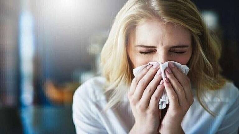 طبيب يحذر من علاج أمراض البرد بـ