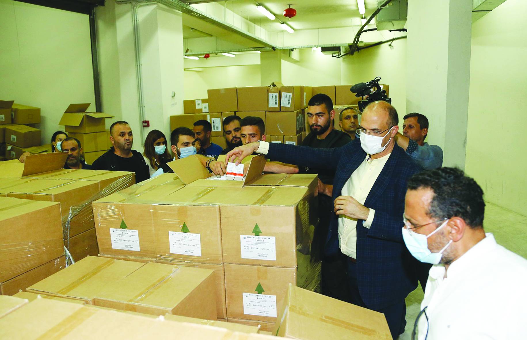 ميقاتي أقرب للاعتذار من التأليف... وضغوط فرنسية لفرصة اضافية
الغذاء الاساسي مهدّد في لبنان... وجبهة «القوات» - «الوطني الحر» تستعر من جديد