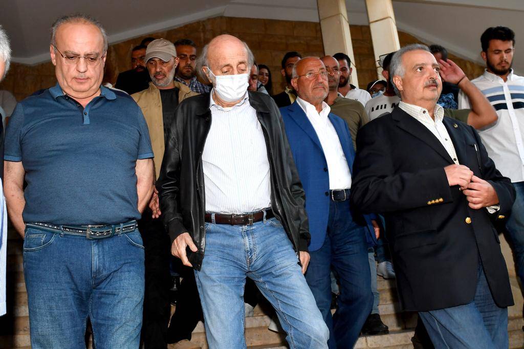 مُحرّكات وهاب انطلقت باتجاه جنبلاط وارسلان لانتخاب شيخ عقل توافقي 
تعيين لجنة مستشفى قبر شمول دحض «الاتهامات» عن انحياز حزب الله