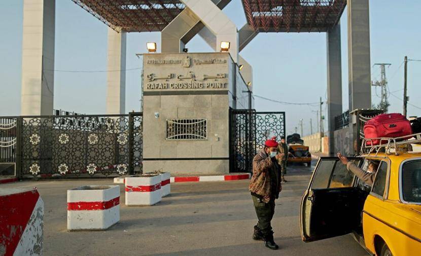 مصر تعيد فتح معبر رفح