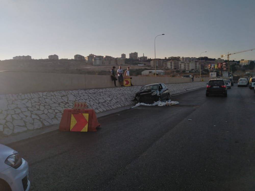 3 جرحى وأضرار مادية بحادث سير مروع في الجية