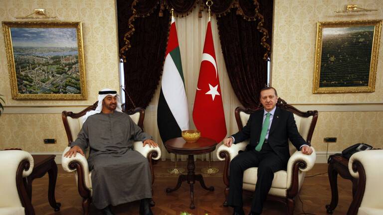 كيف كانت أجواء الاتصال الهاتفي بين أردوغان ومحمد بن زايد؟