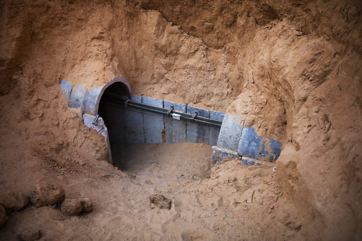 إسرائيل تحبط عملية تهريب معدات أنفاق إلى غزة