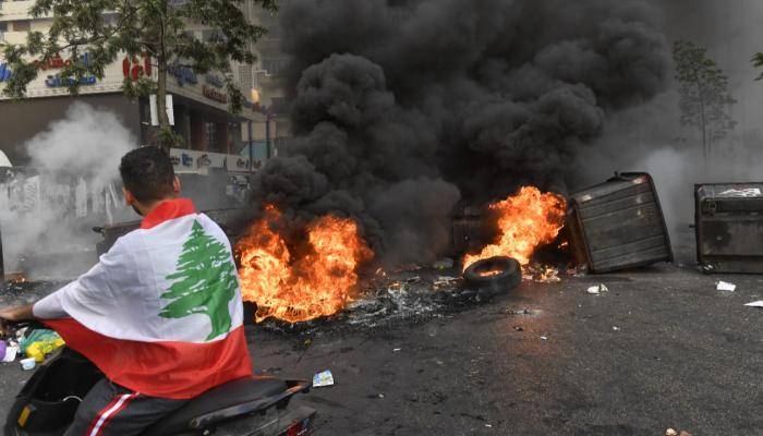 بري والمطارنة الموارنة على خط التحذير من «الإنقلاب» وزوال لبنان
