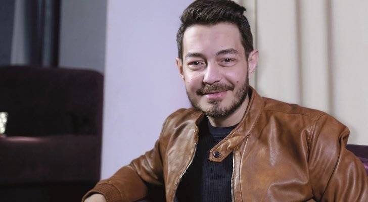 بالصور: لحظات مميزة تجمع أحمد زاهر مع إبنته بمناسبة عيدها