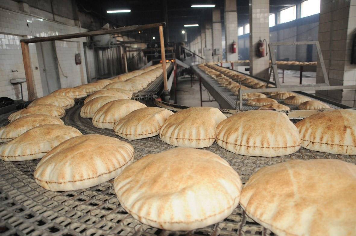 الخبز إلى السوق السوداء في هذا التاريخ... والناس ستقف في الطوابير