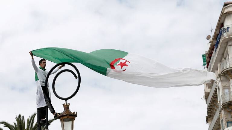 هل  تجدد الجزائر عقد توريد الغاز لإسبانيا عبر المغرب