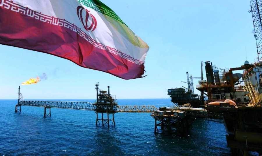 الوقود الإيراني إلى لبنان.. خطيب زادة يحذر: لا الكيان الصهيوني ولا أي طرف آخر يمكنه التدخل!