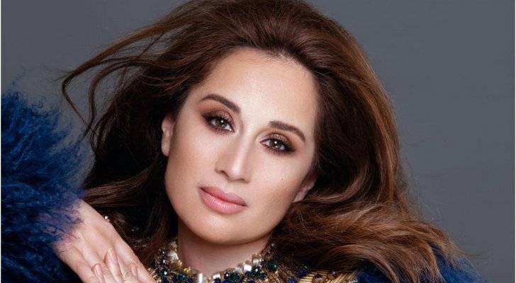 كارين رزق الله تبكي في بيروت والسبب؟