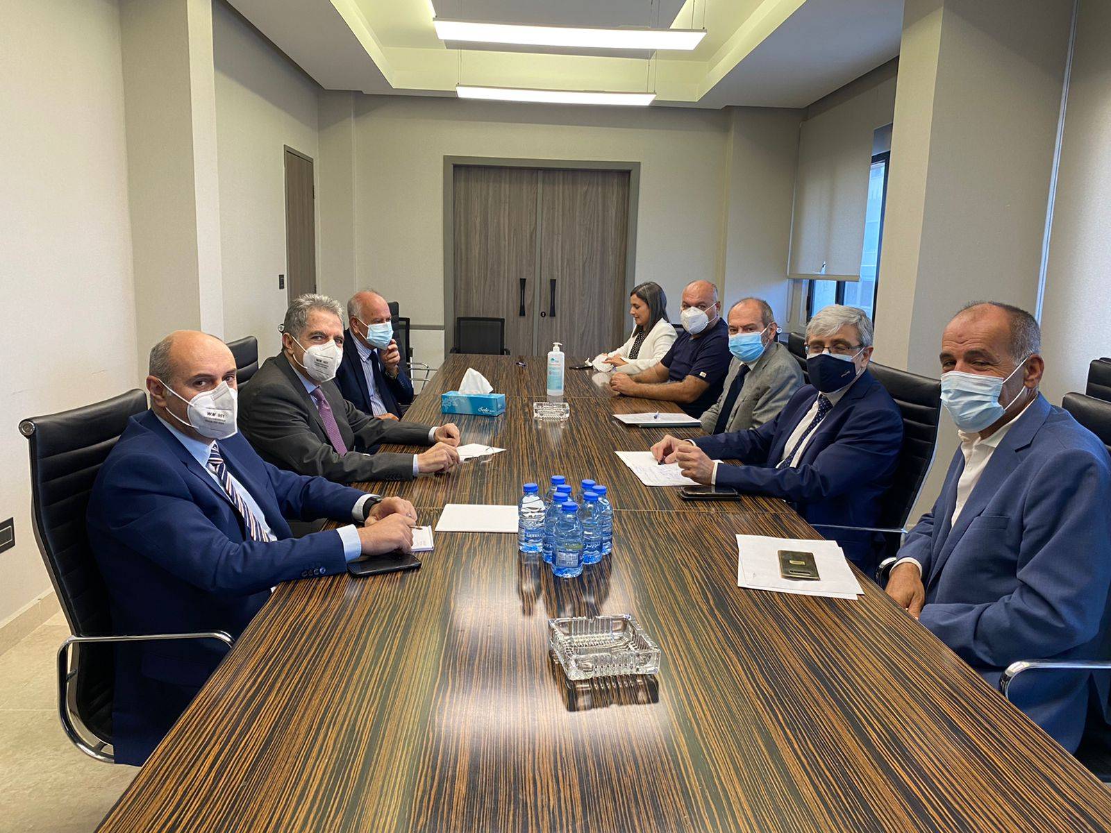 ملف دعم المدارس على طاولة البحث بين وزني واليرق