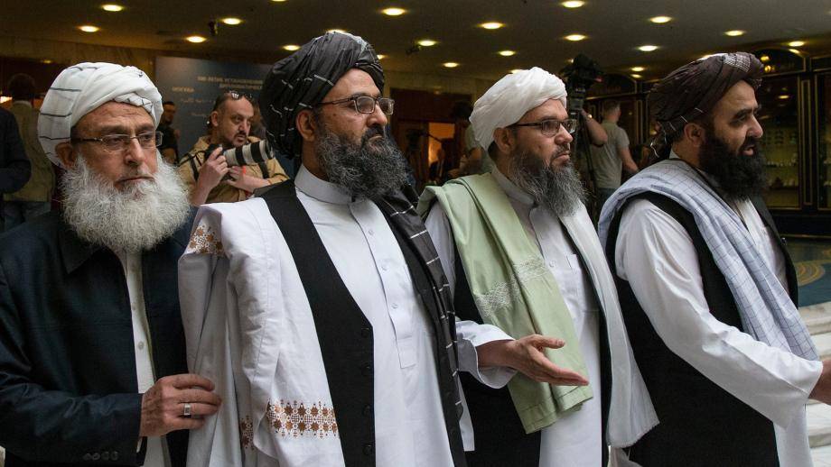 زعيم "طالبان": نلتزم بجميع القوانين والمواثيق الدولية التي لا تتعارض مع الشريعة الإسلامية