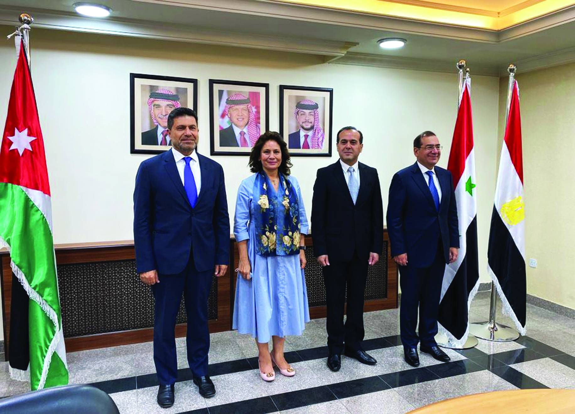 الحريري وجعجع لاسقاط عون والتيار يرد : «باق لآخر ثانية من عهده»