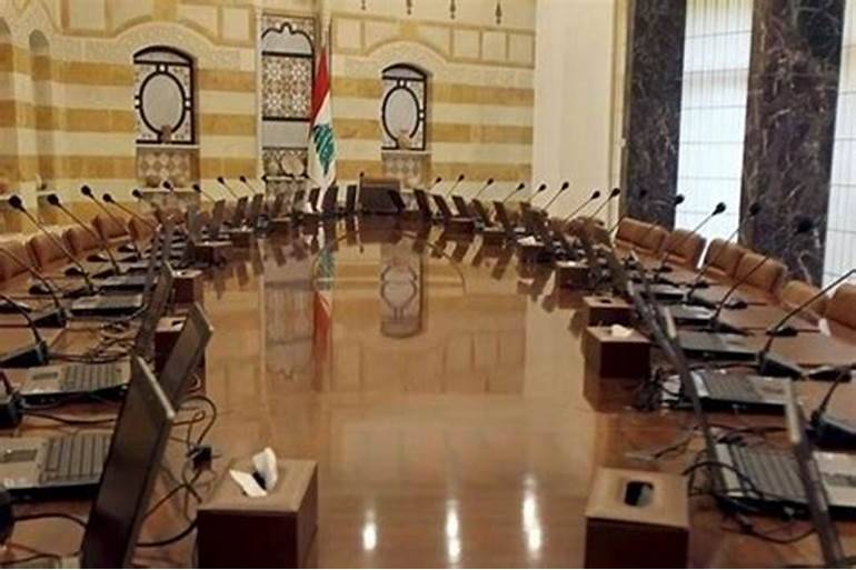 من هم الوزراء الذين سيشاركون في صياغة مسودة البيان الوزاري؟