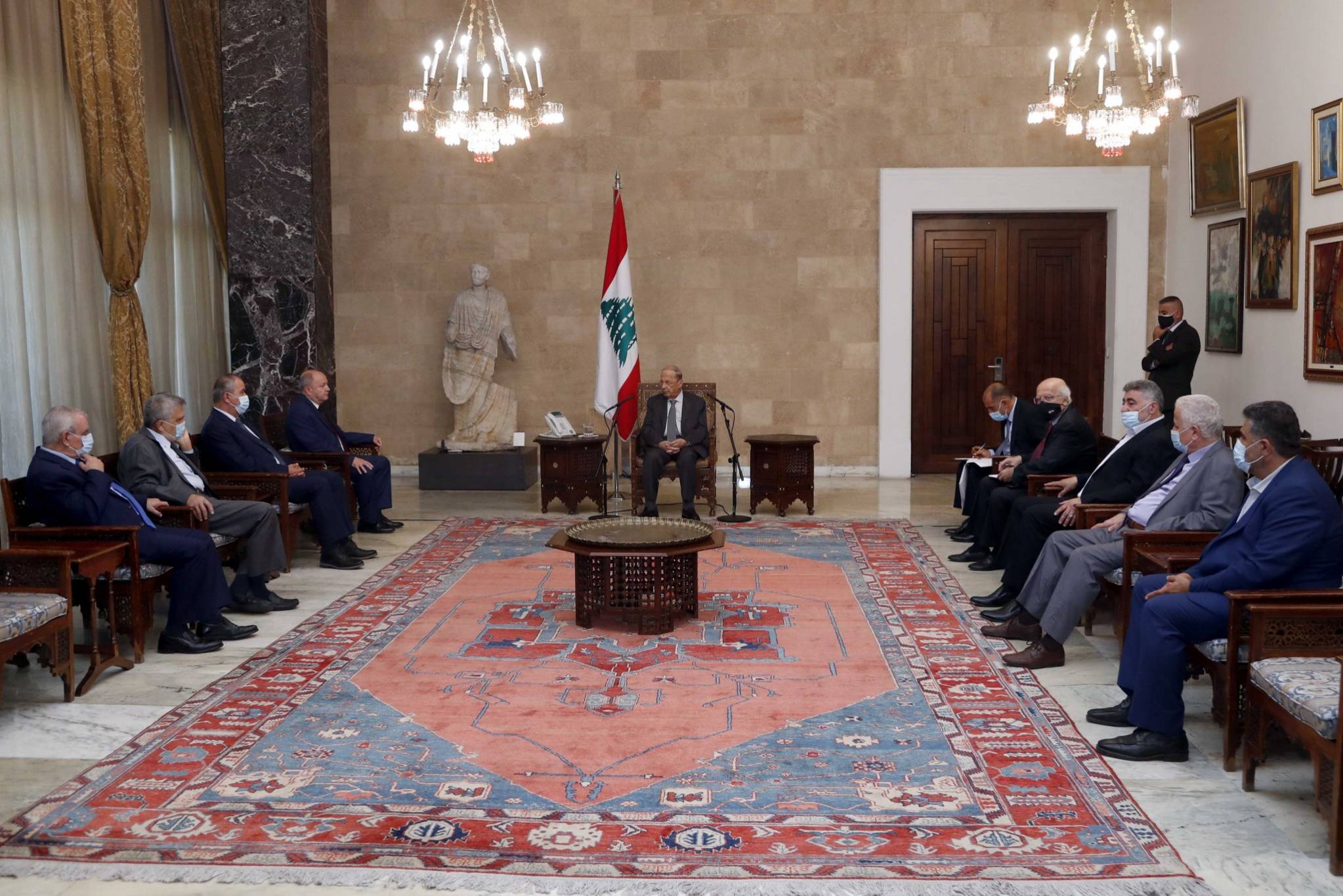 معاناة العمال على طاولة البحث بين الرئيس عون والأسمر