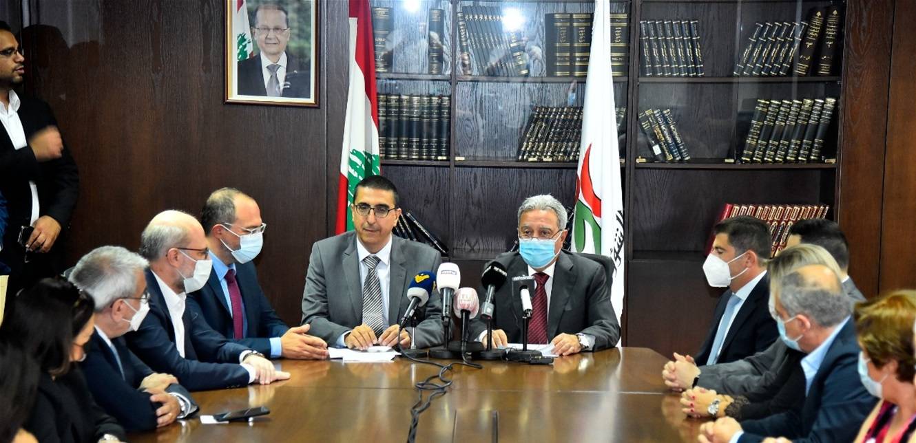 "سنبذل جهدنا لوضع مشروع البطاقة التمويلية حيّز التنفيذ"... حجار تسلم مهام وزارة الشؤون