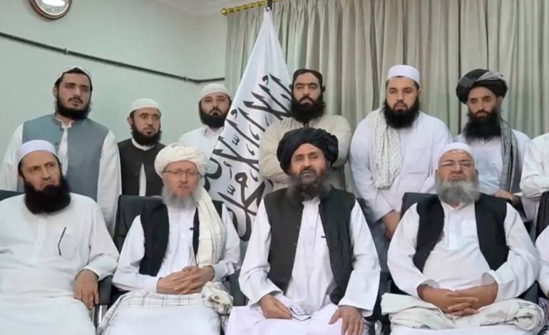 شجار كبير بين قادة "طالبان" في القصر الرئاسي.. ما الذي حدث؟