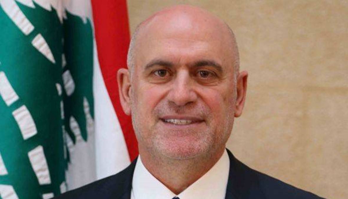 بعد إصدار مذكّرة توقيف غيابية بحقّه... تعليق من فنيانوس