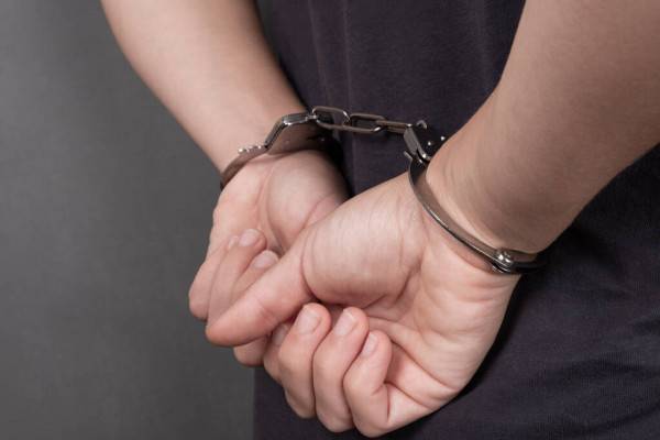 بعد أن حرّضها زوجها... سرقت منزل مخدومتها ووقعت في قبضة المعلومات