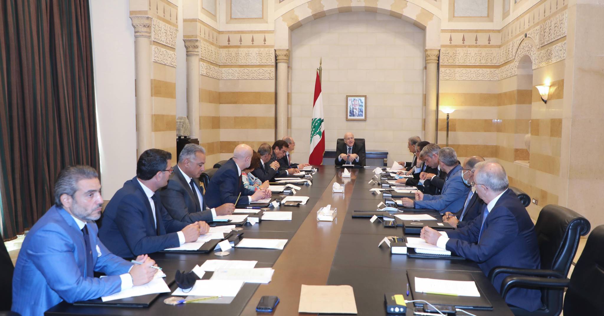البخاري العائد منذ اسبوعين «خارج السمع»... والرياض تربط بين صنعاء وبيروت