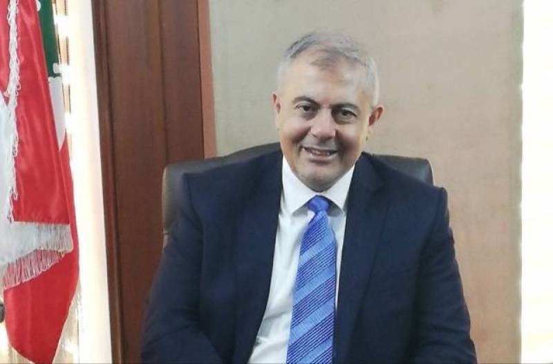 محافظ بيروت يتخذ اجراءات جديدة لتنظيم عمل محطات البنزين