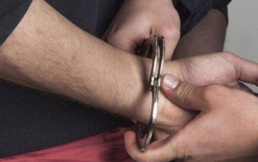 مروج مخدرات في برج حمود يقع في قبضة الأمن