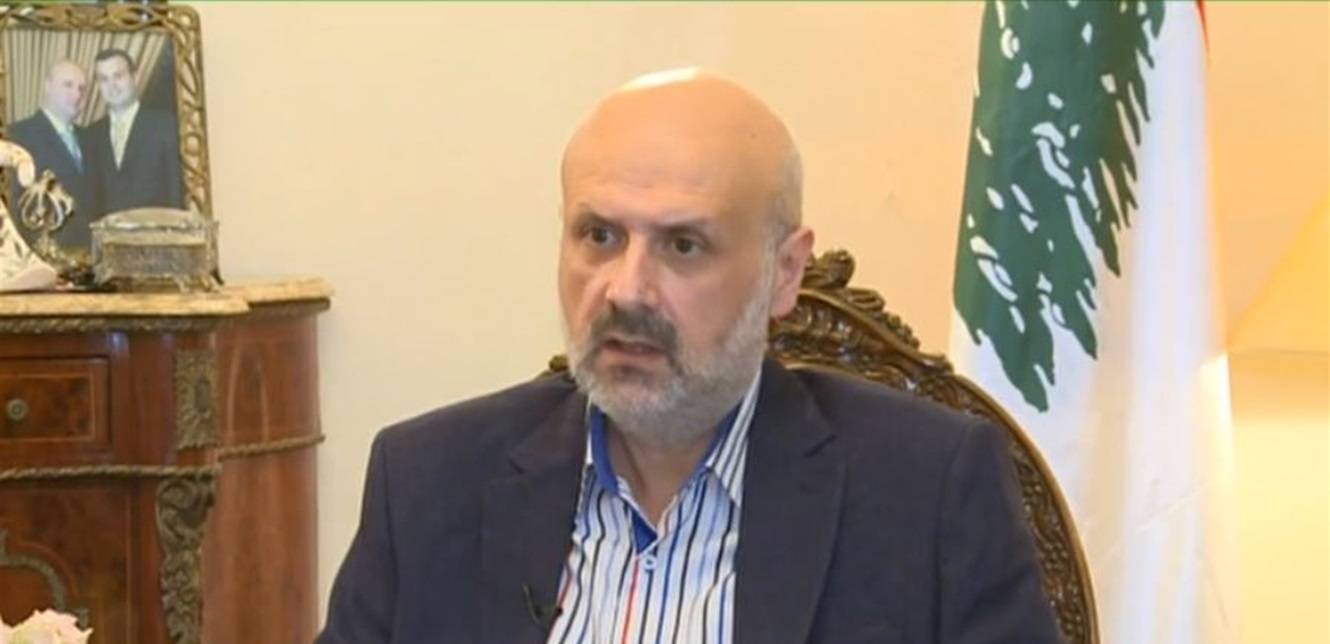 وزير الداخلية تابع مع خطّار عملية إخماد حريق الحاكور - عكار