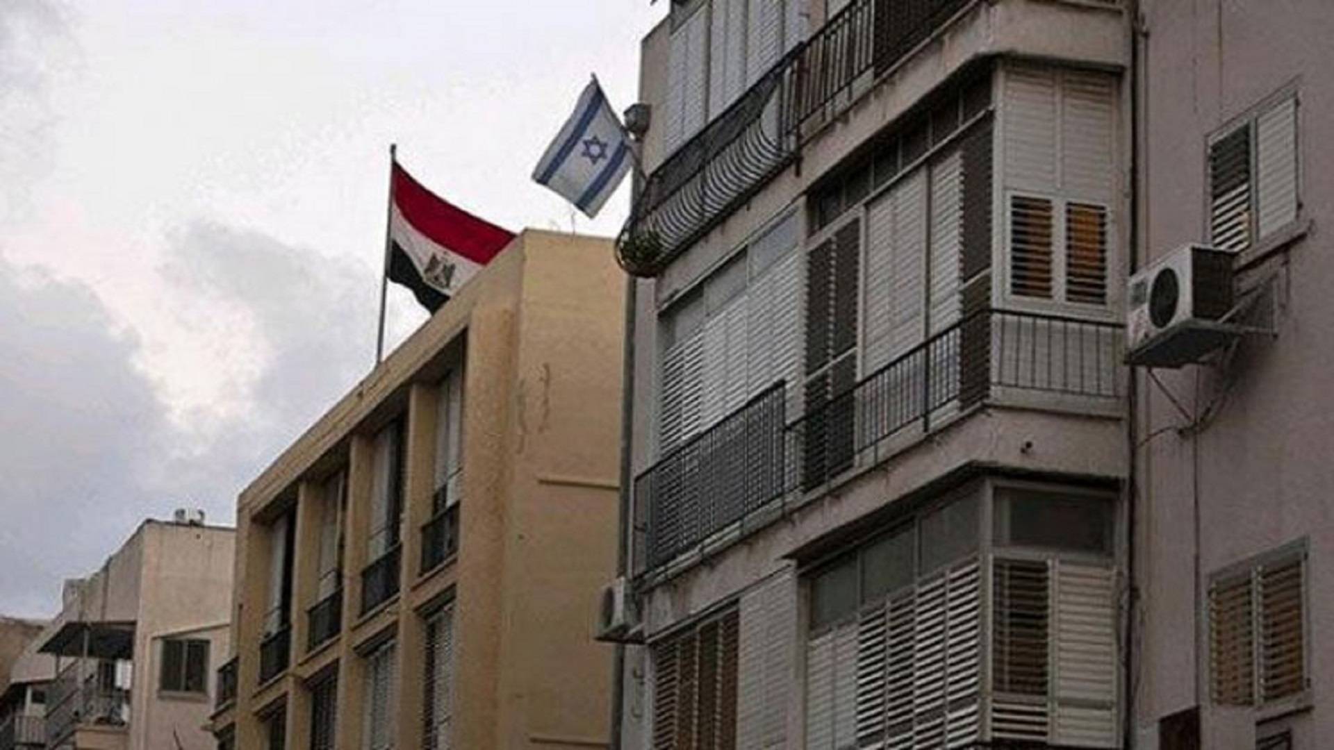 ما الذي دار وراء الكواليس أثناء الهجوم على السفارة الإسرائيلية في القاهرة عام 2011؟