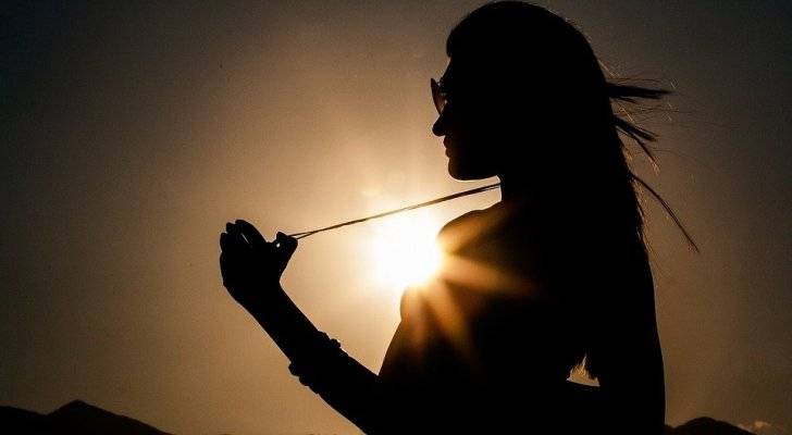 ممثلة مصرية شهيرة تختار  هذه المهنة الصادمة!