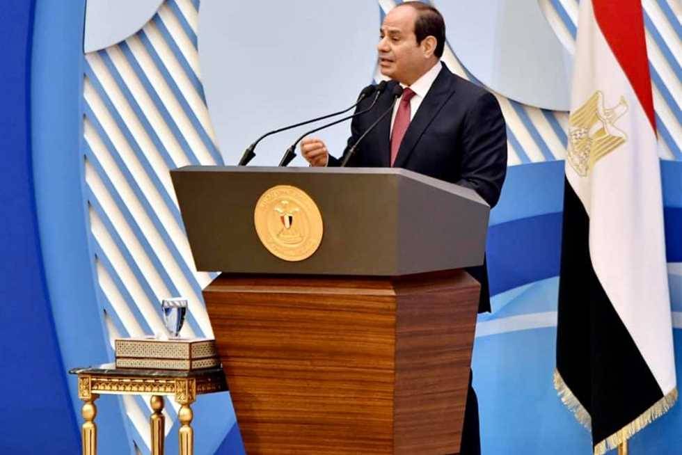 لماذا عاتب السيسي وزير الري خلال بث مباشر على الهواء؟