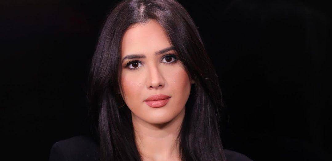 إطلالة مبهجة للإعلامية رشا مقران
