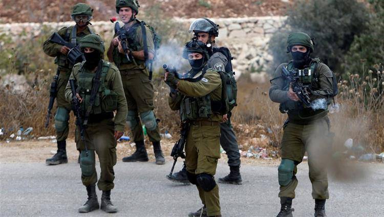 استشهاد فلسطيني برصاص الإحتلال عند حدود قطاع غزة