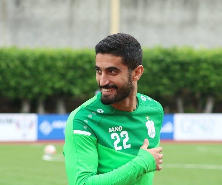 لاعب الأنصار محمود كجك: قررت ترك كرة القدم للبحث عن حياة كريمة خارج لبنان.. وهذه وجهتي