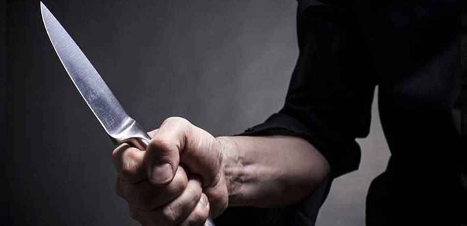 تضارب وطعن بالسكاكين في هذه البلدة
