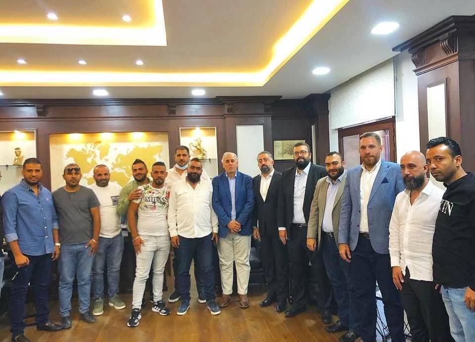 أحمد الحريري يعود إلى بيروت بغطاء من سعد... وبوادر لفض الخلاف مع هاشمية؟