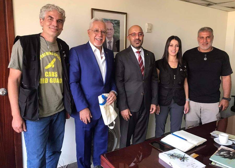 وزير البيئة ناقش مع جمعيات قرار تعليق موسم الصيد