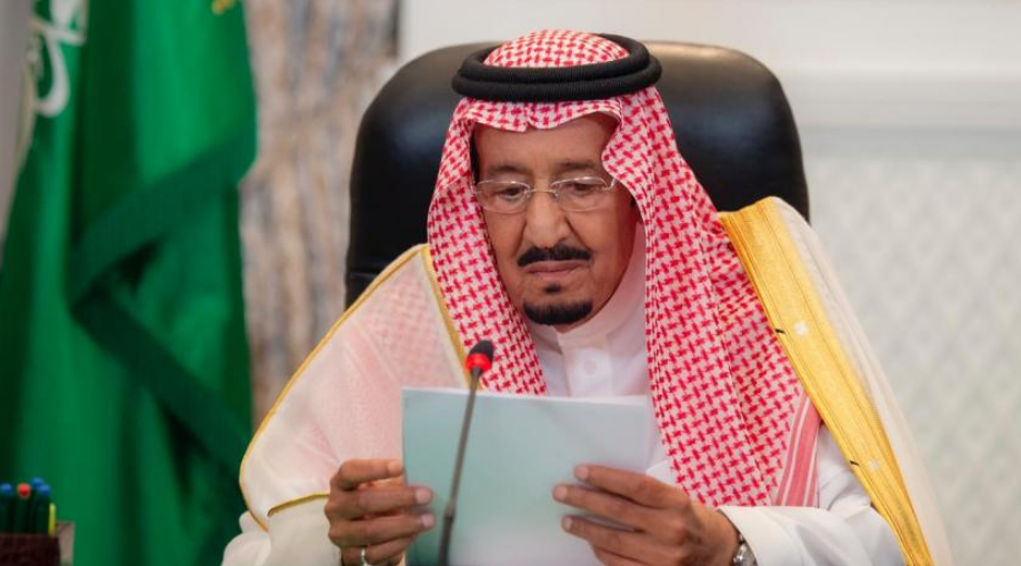 الملك سلمان يُعفي رئيس الشؤون الخاصة به من منصبه
