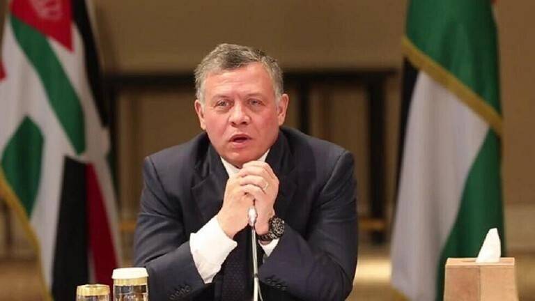 ما هي جرائم "إطالة اللسان" المشمولة بالعفو الخاص الذي أصدره الملك عبد الله الثاني؟
