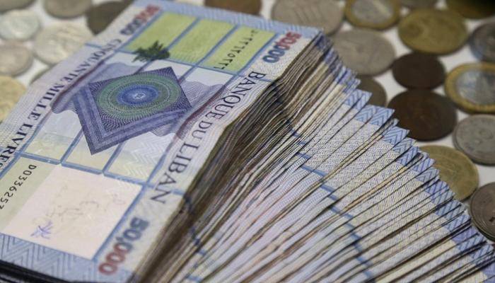 سرق  200 مليون ليرة من داخل أحد المنازل.. فتم القبض عليه
