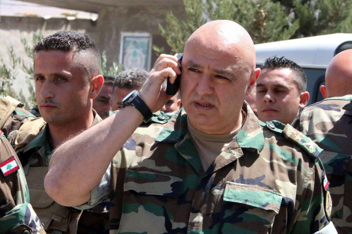 قائد الجيش يهدد بالانسحاب من مفاوضات الترسيم.. والسبب؟