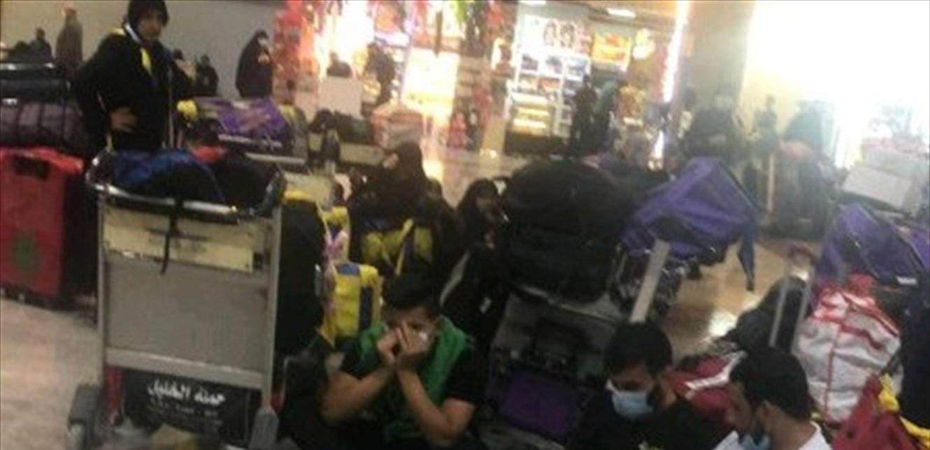 لبنانيون عالقون في مطار النجف