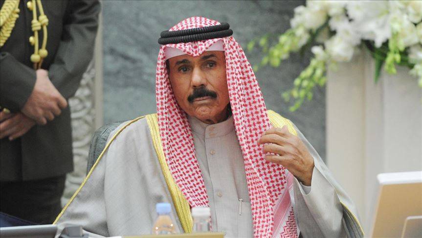 أمير الكويت يوجه بوضع كافة الإمكانيات لمساعدة سلطنة عمان