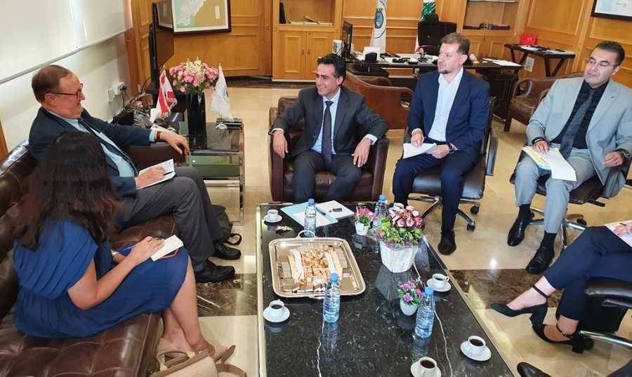 حمية بحث مع دوكان تعزيز التعاون