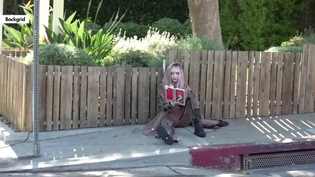 اليكم ما تفعله طليقة أغنى رجل في العالم
